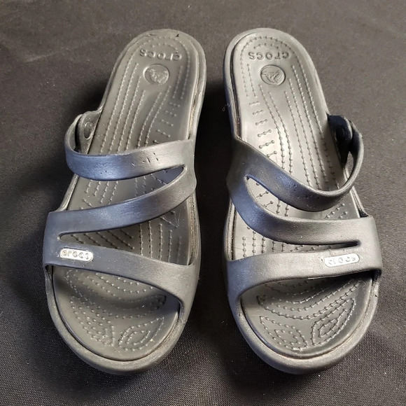Crocs Strappy Black‎ Sandals Women’s 7 - Picture 3 of 7